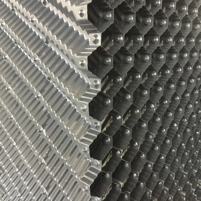Torre di raffreddamento PVC riempimento foglio riempitore contro-flusso 610mm torre di raffreddamento Pack di archivio