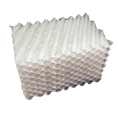 Flusso 610mm del contatore del pacchetto del materiale di riempimento della torre di raffreddamento del materiale di riempimento della torre di raffreddamento del progetto indotto
