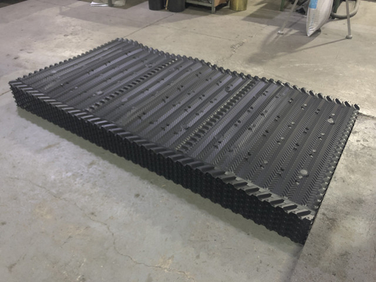 tipo d'attaccatura pieno strato 16mm della torre di raffreddamento ad acqua di 1250X2400mm del PVC