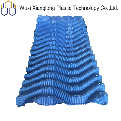 La torre di raffreddamento blu industriale di S Wave riempie i materiali di riempimento di raffreddamento del PVC dei prezzi